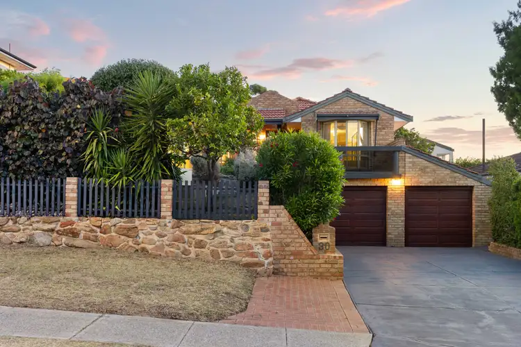 30 Campbell Drive, Hillarys WA 6025