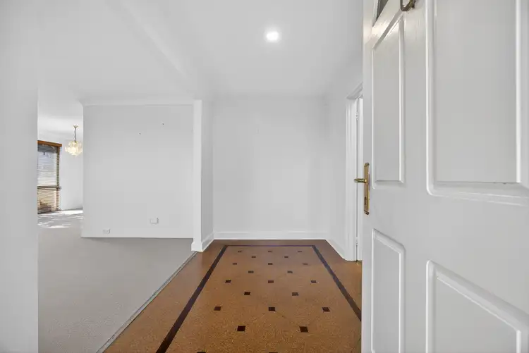 Second view of Homely house listing, 39 Bonito Way, Sorrento WA 6020