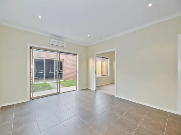 Fifth view of Homely house listing, 28 Somerton Court, Bacchus Marsh VIC 3340