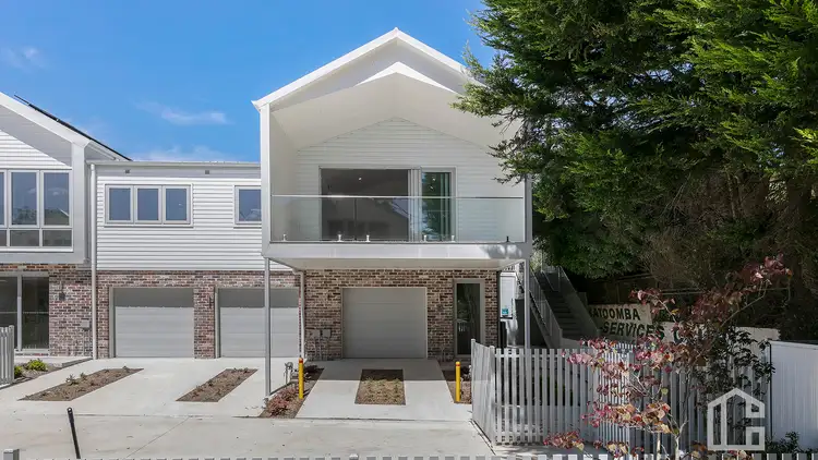 1/2 Dora Street, Katoomba NSW 2780