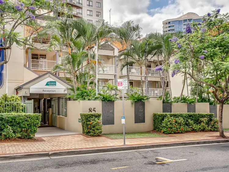 102/85 Deakin Street, Kangaroo Point QLD 4169