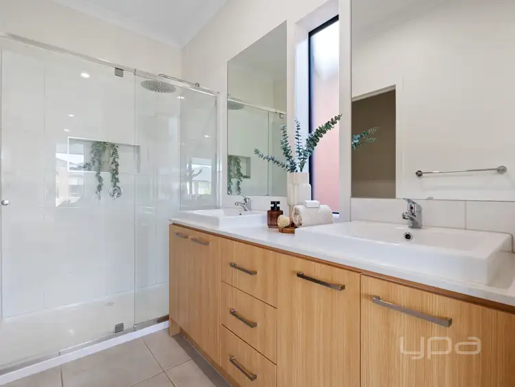 Fourth view of Homely house listing, 8 Mahatma Road, Werribee VIC 3030