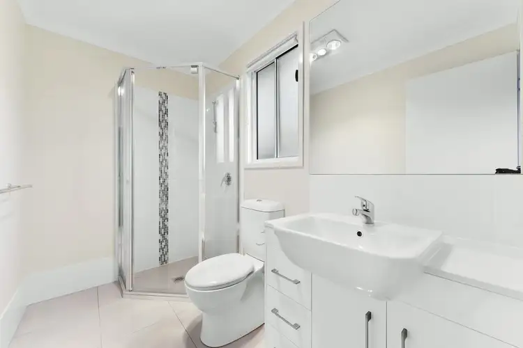 Fifth view of Homely house listing, 1 Kershaw Close, Cranley QLD 4350