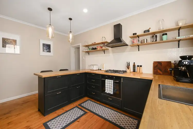 25A Bucknall Road, Glanville SA 5015