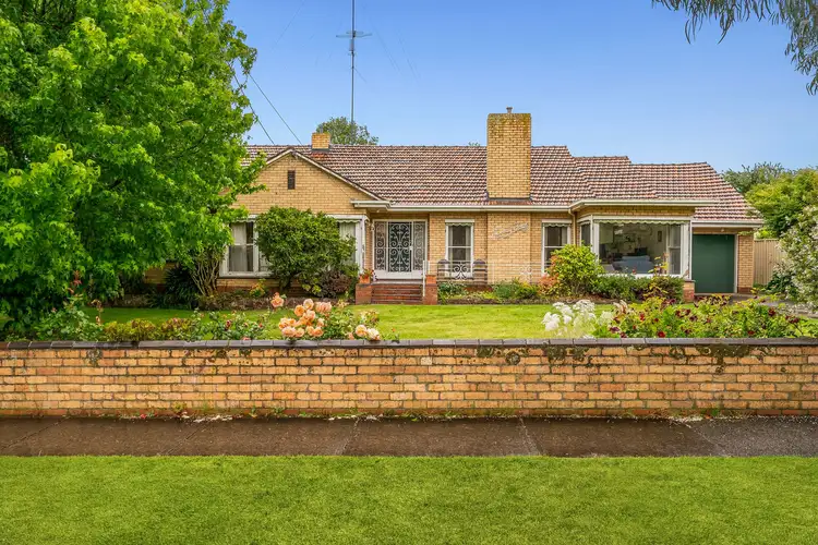 24 Calvert Street, Colac VIC 3250