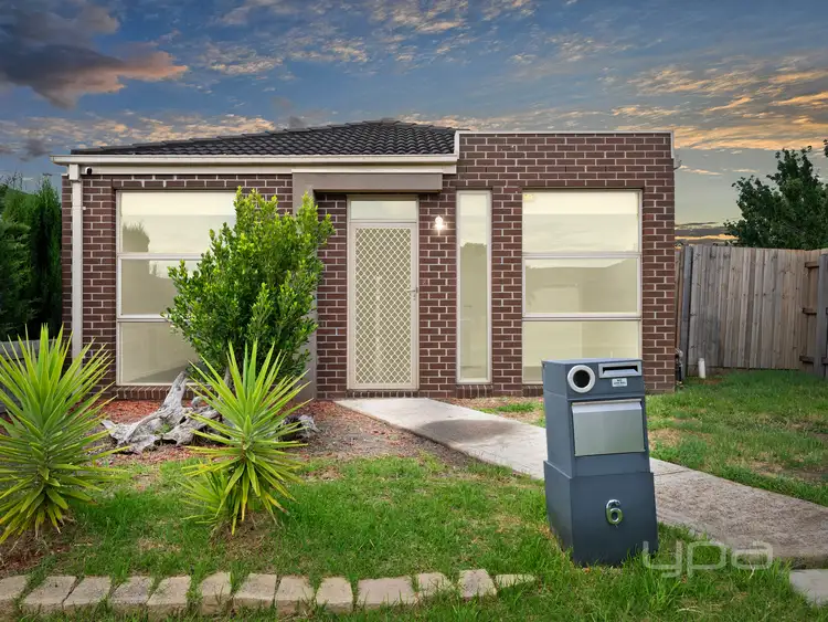 Second view of Homely house listing, 6 Roslyn Park Drive, Harkness VIC 3337