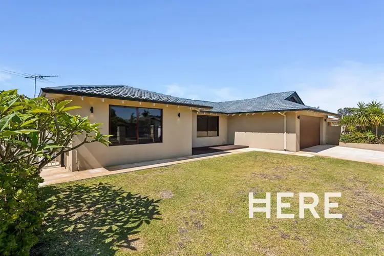 Second view of Homely house listing, 33 Huntingdale Crescent, Connolly WA 6027