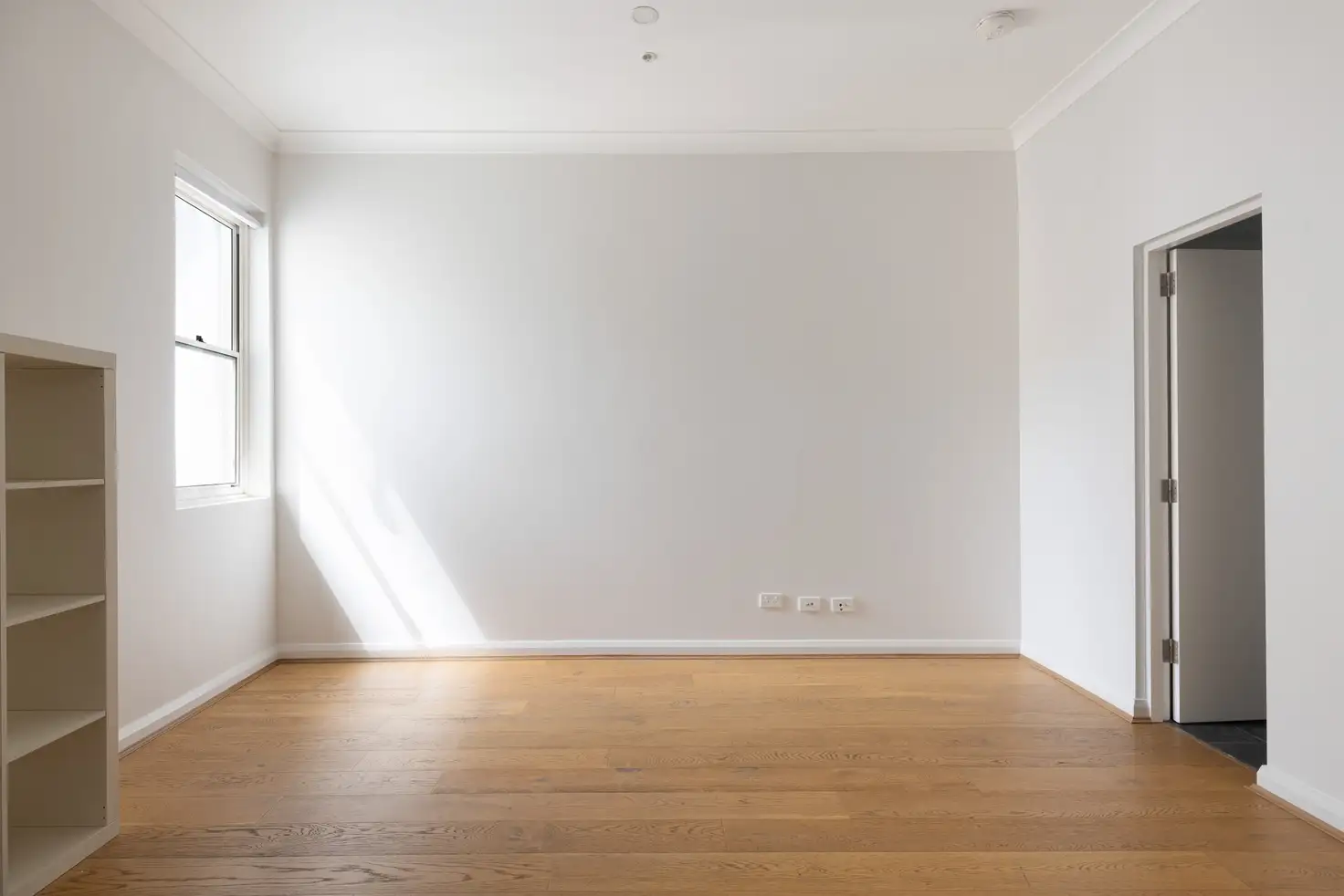Main view of Homely studio listing, 14/130 Campbell Parade, Bondi Beach NSW 2026