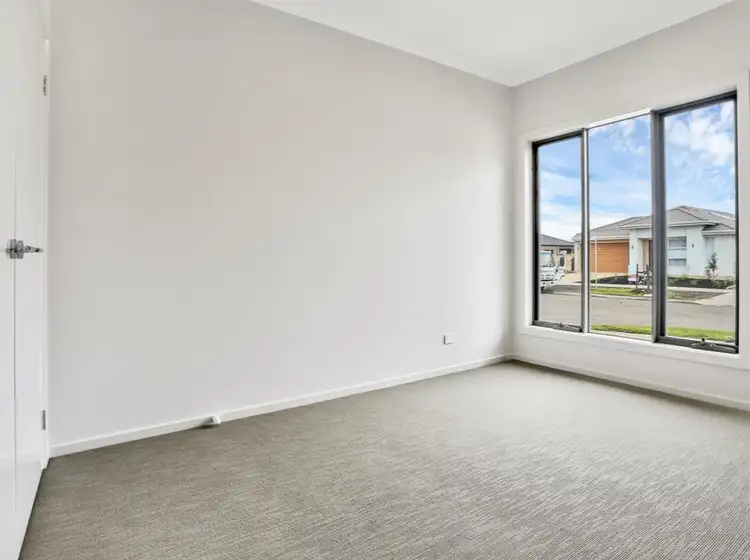 Fourth view of Homely house listing, 10 Yosemite Way, Point Cook VIC 3030