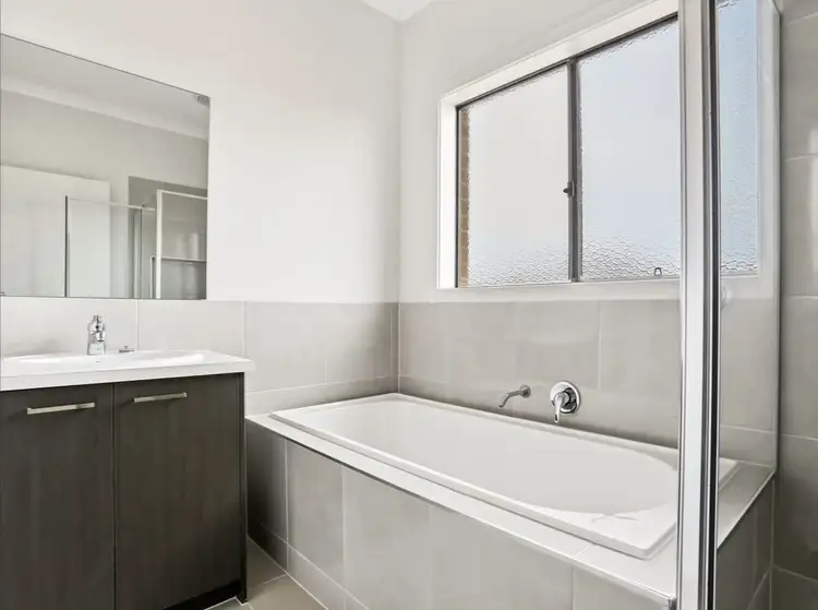 Fifth view of Homely house listing, 10 Yosemite Way, Point Cook VIC 3030