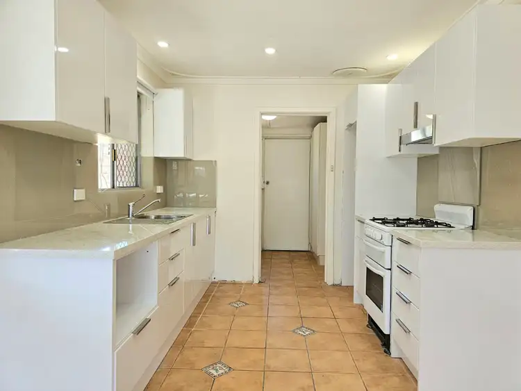 Fifth view of Homely semi-detached listing, 6 Hustler Street, Dianella WA 6059