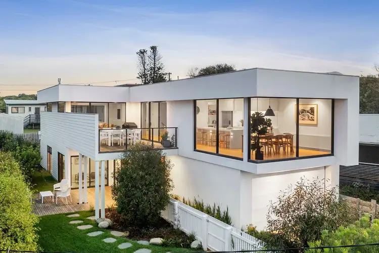 10 Regal Road, Jan Juc VIC 3228