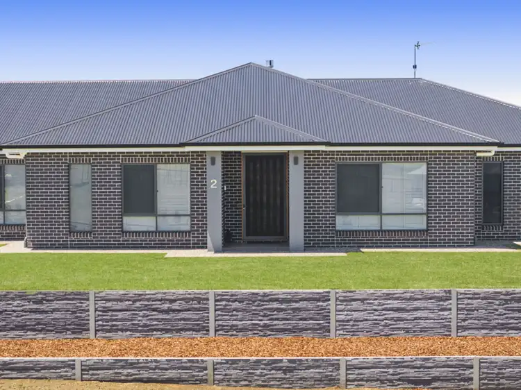 2 Drazen Place, Meringandan West QLD 4352