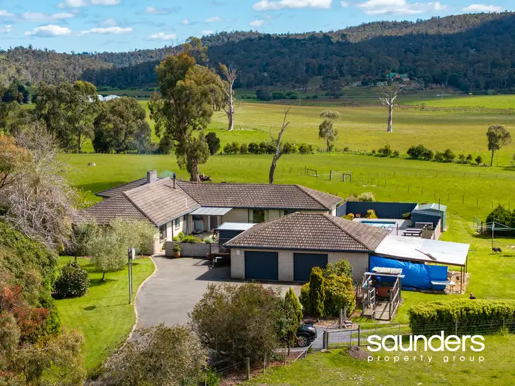 121 Saunders Drive