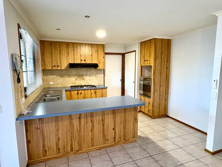 Fourth view of Homely house listing, 10 Lawson Street, Wodonga VIC 3690