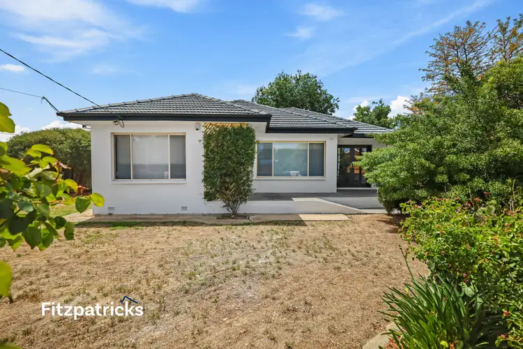 30 Higgins Avenue, Wagga Wagga NSW 2650