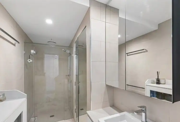 Fifth view of Homely apartment listing, 1013/477 Boundary Street, Spring Hill QLD 4000