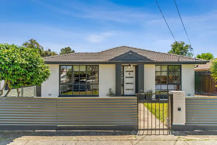 45 Milroy Crescent, Seaford VIC 3198