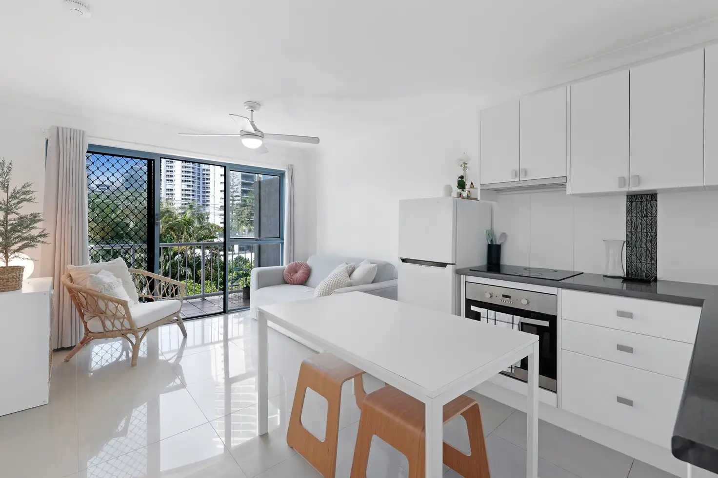 Main view of Homely apartment listing, 29/9-11 Main Beach Parade, Main Beach QLD 4217