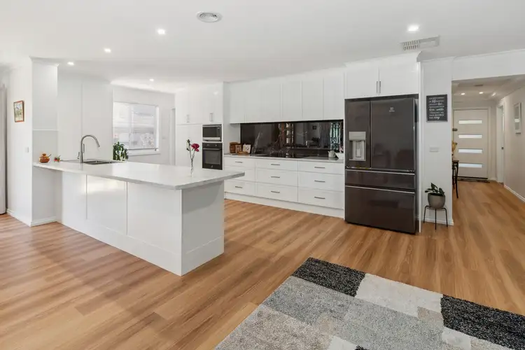 Second view of Homely house listing, 11 Veronica Drive, Skye VIC 3977