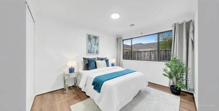 Fifth view of Homely house listing, 10 Shearers Court, Pakenham VIC 3810