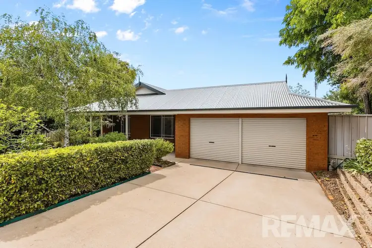 9 Stockton Place, Estella NSW 2650