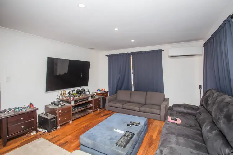 Fourth view of Homely house listing, 7 Benia Rise, Alexander Heights WA 6064