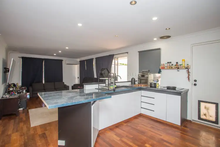 Fifth view of Homely house listing, 7 Benia Rise, Alexander Heights WA 6064