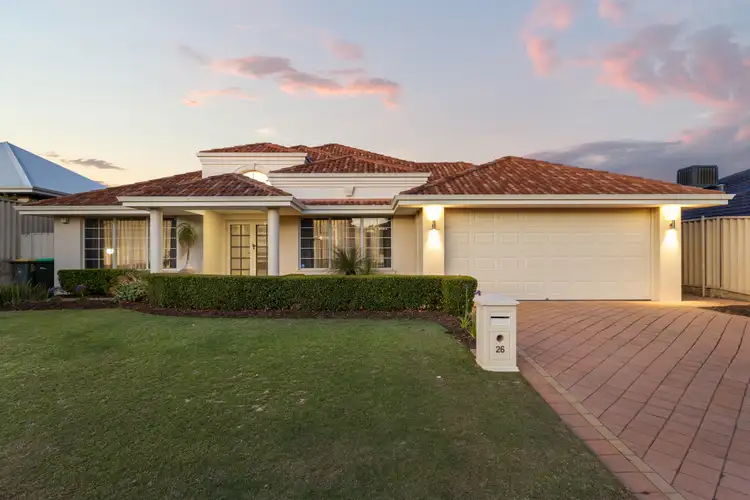 26 Silver Sands Drive, Iluka WA 6028