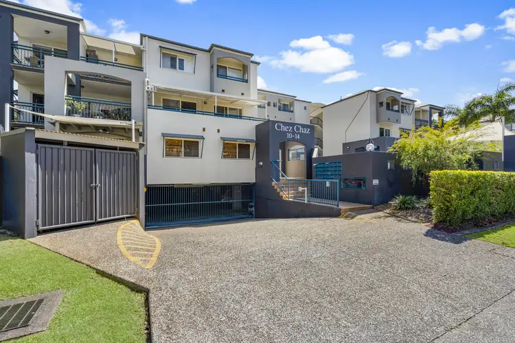 27/10-14 Purli Street, Chevron Island QLD 4217