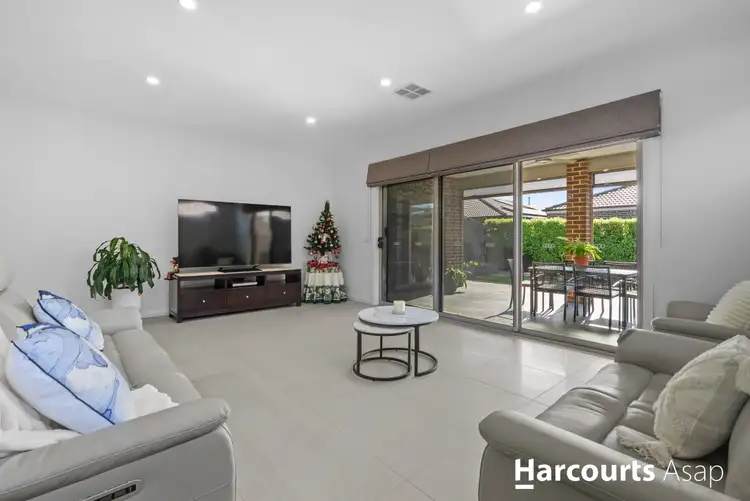 Fifth view of Homely house listing, 16 Craddock Drive, Clyde North VIC 3978