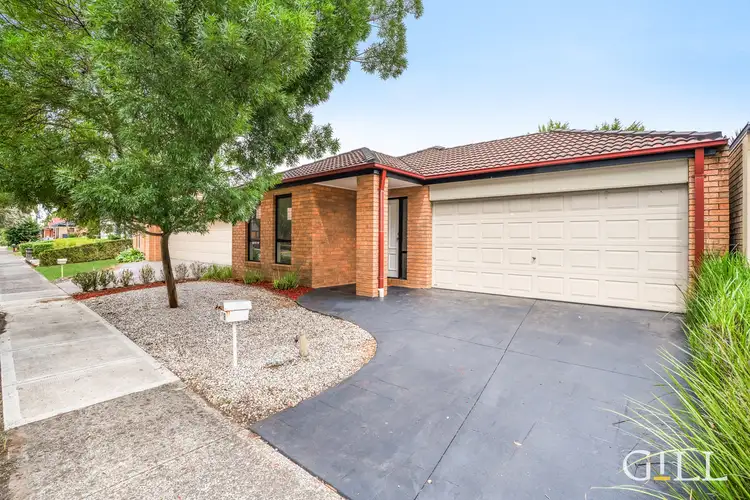 48 Stefan Drive, Berwick VIC 3806
