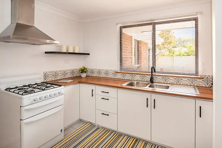 Fourth view of Homely house listing, 2/11 Melville Court, Geographe WA 6280