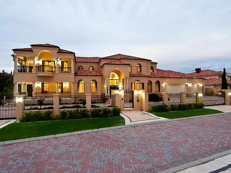 17 Lacrosse Rise, Sorrento WA 6020