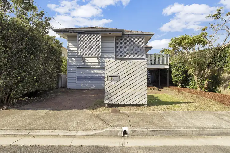 19 Burrell Street, Clayfield QLD 4011