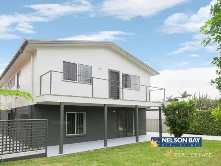 2/96 Sandy Point Road, Corlette NSW 2315