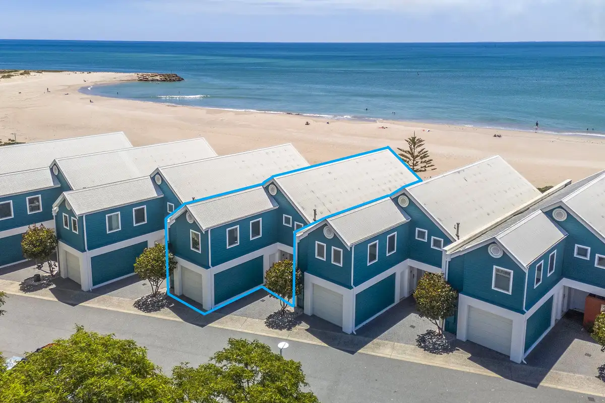 Main view of Homely apartment listing, 11/16 Dolphin Drive, Mandurah WA 6210