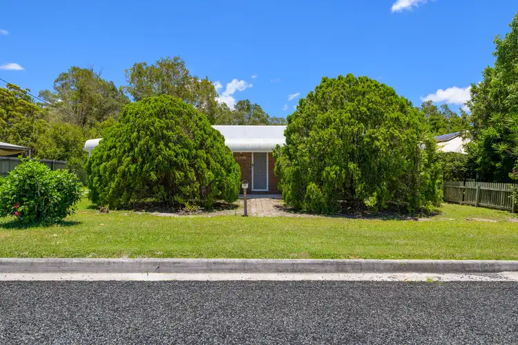 27 Golden Hind Avenue, Cooloola Cove QLD 4580