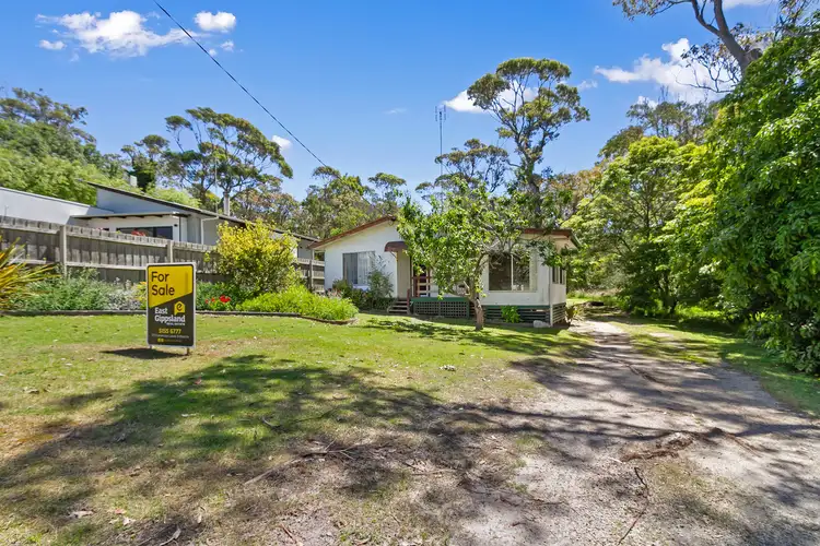 9 Gully Road, Lake Tyers Beach VIC 3909