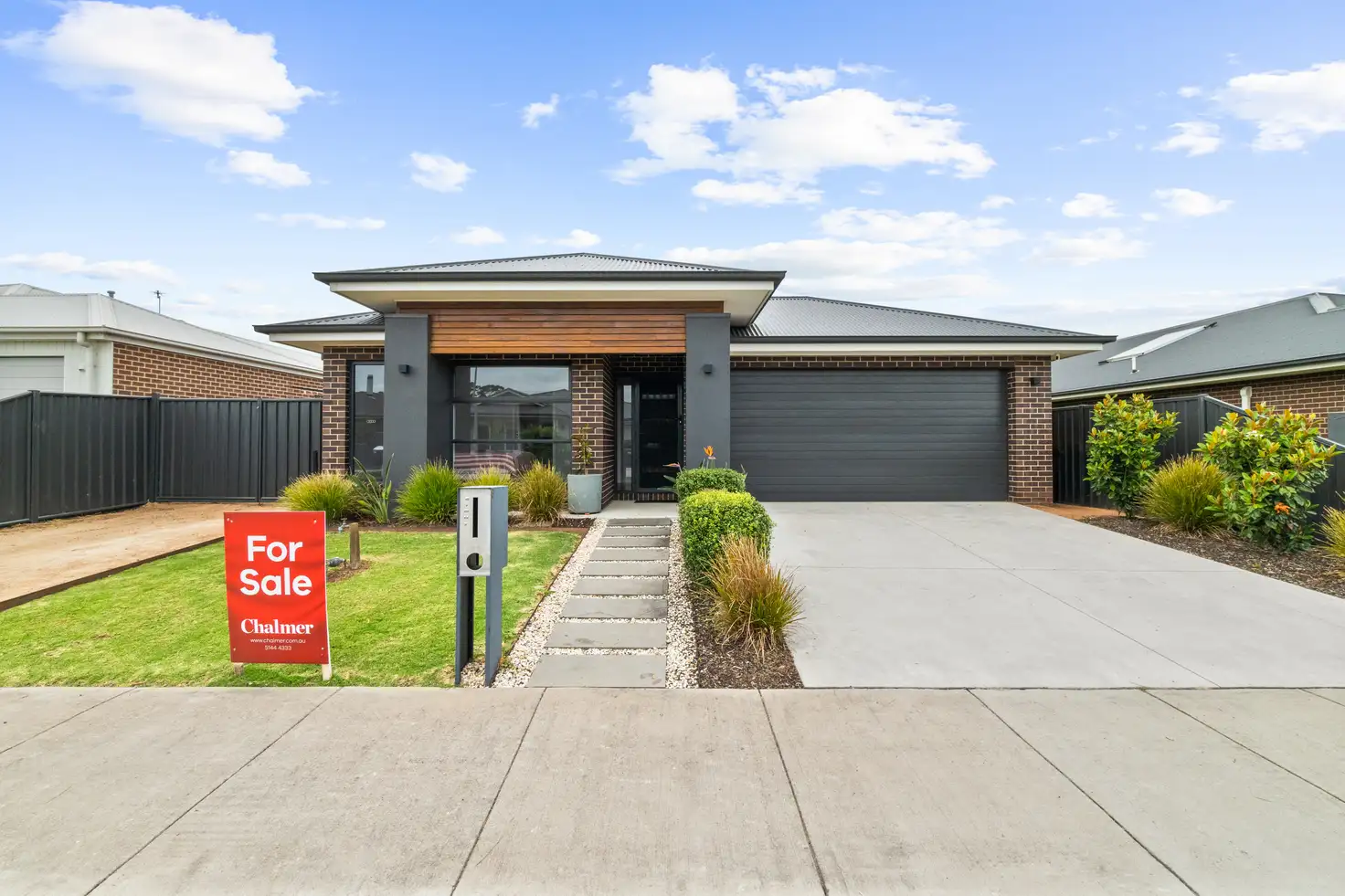 Main view of Homely house listing, 8 Lazzaro Crescent, Sale VIC 3850