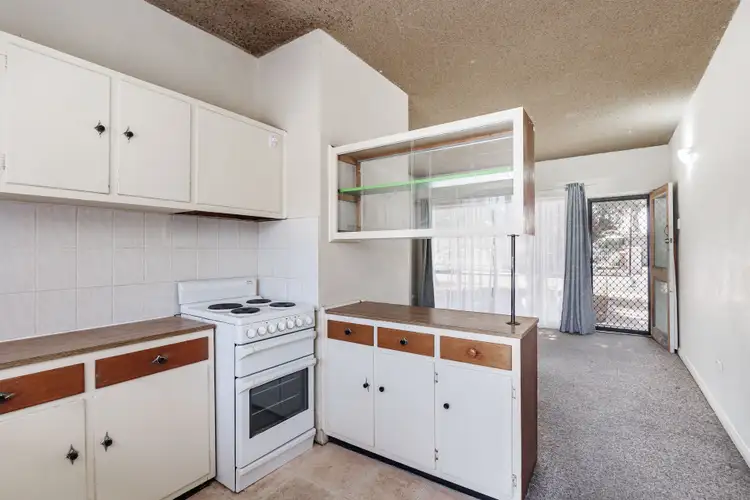 2/13 Helenslea Avenue, Brooklyn Park SA 5032