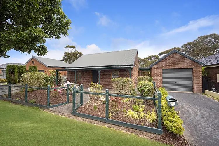 21 Lutana Grove