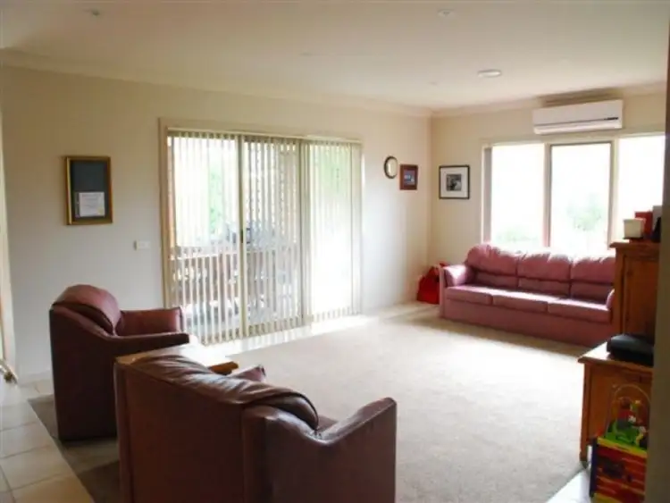 Second view of Homely house listing, 2 Sherwood Court, Traralgon VIC 3844