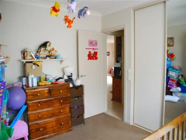 Fifth view of Homely house listing, 2 Sherwood Court, Traralgon VIC 3844