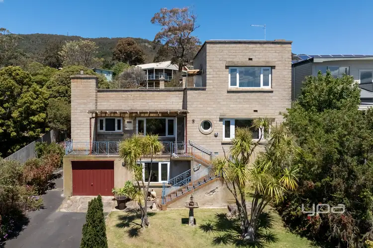 13 Outlook Road