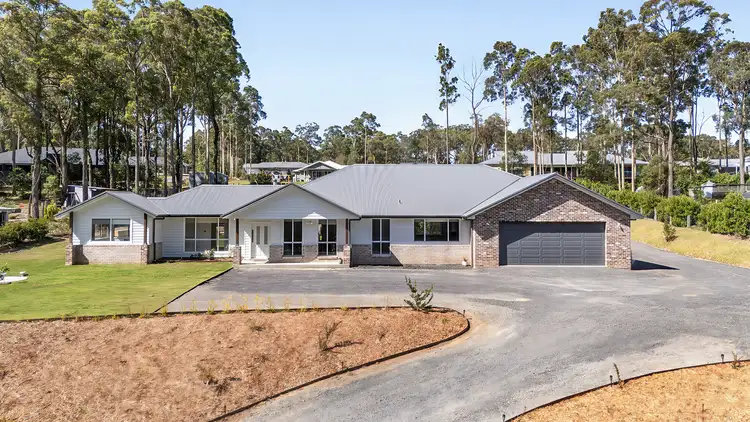 18 Hickory Crescent