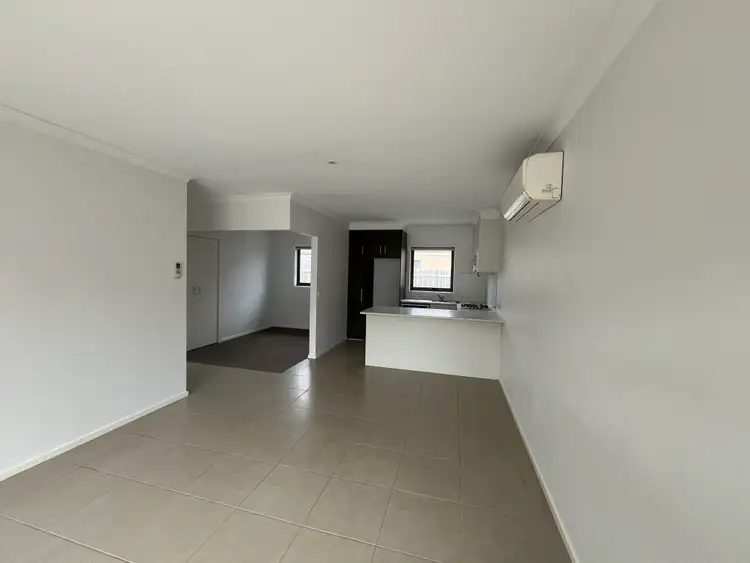 Fourth view of Homely townhouse listing, 1/52 Donegal Avenue, Traralgon VIC 3844