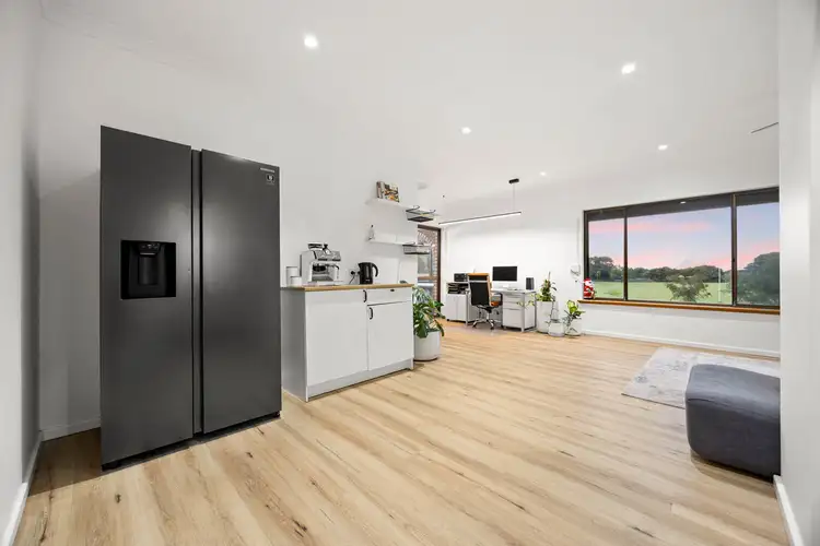 Sixth view of Homely unit listing, 4/27 Nettleton Way, Safety Bay WA 6169