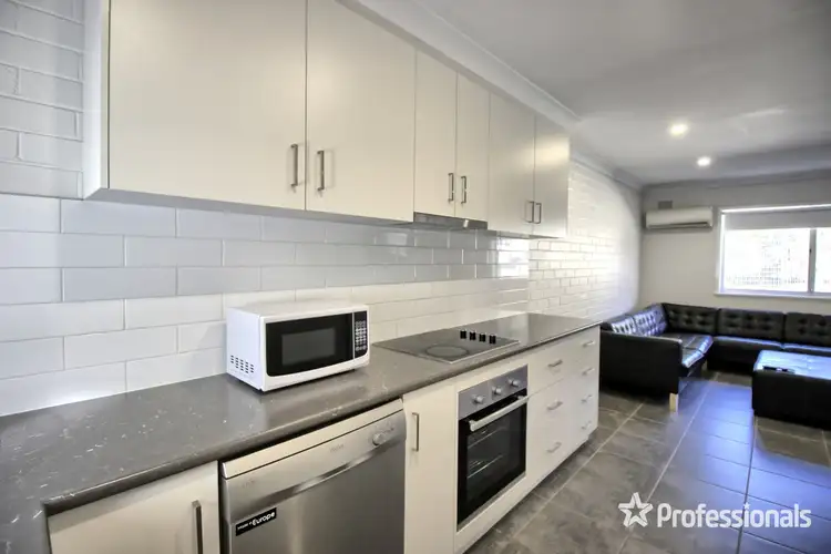 Third view of Homely flat listing, 6/10 Sherwood Avenue, Kooringal NSW 2650