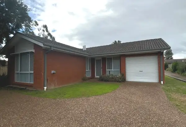 2/61 Satur Road, Scone NSW 2337